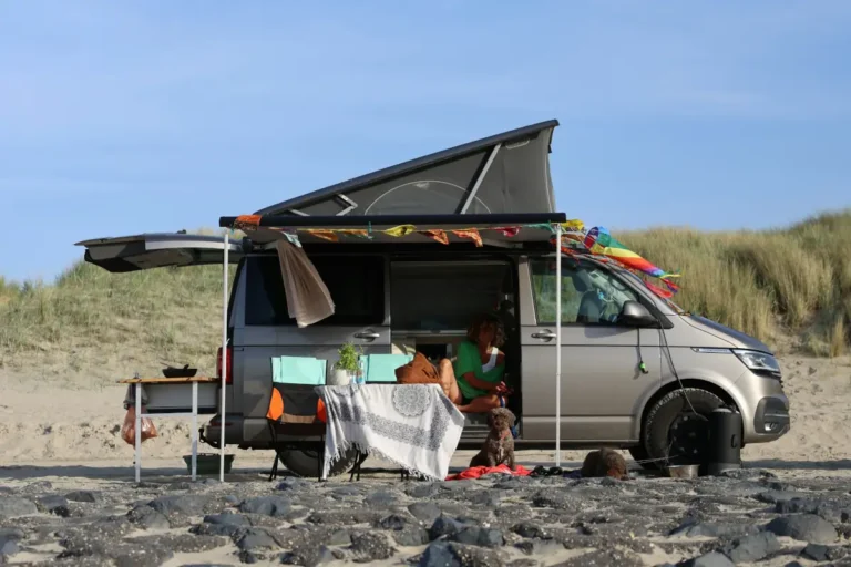 Autocaravana acampada según la instrucción PROT 2026/04 de la DGT